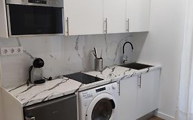 Garcia Noblejas Apartments